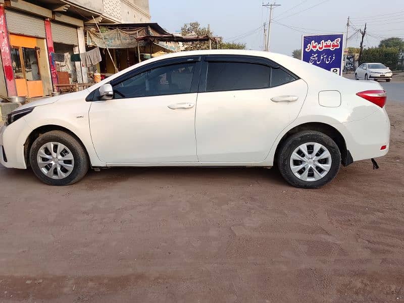 Toyota Corolla 2015 1