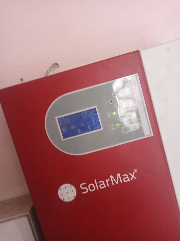 SolarMax inverter R4 serious 3.2 kw for sale. 1