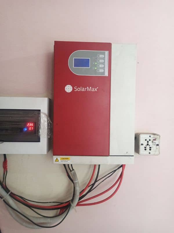 SolarMax inverter R4 serious 3.2 kw for sale. 2