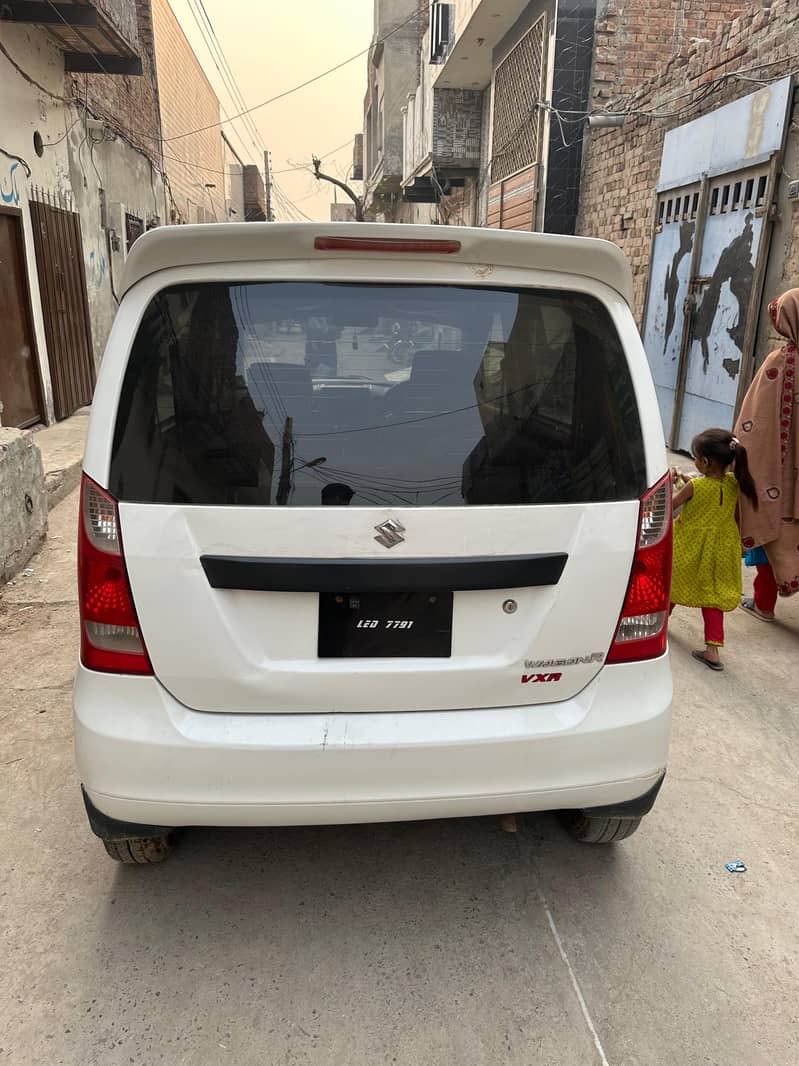 Suzuki Wagon R 2018 8