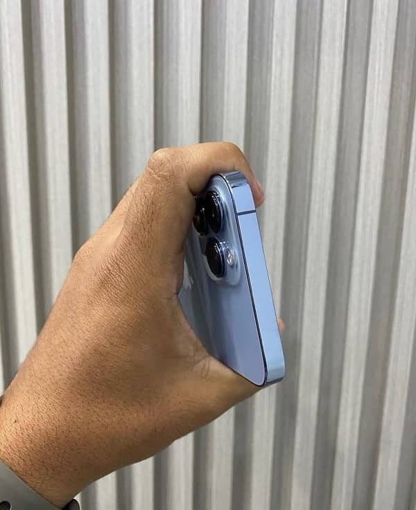 IPhone 13 Pro  Face id feild Pta Approved 3