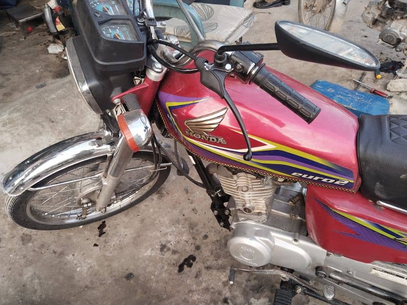 honda125 2017 model lush condition totally genuine battery tyres new 5