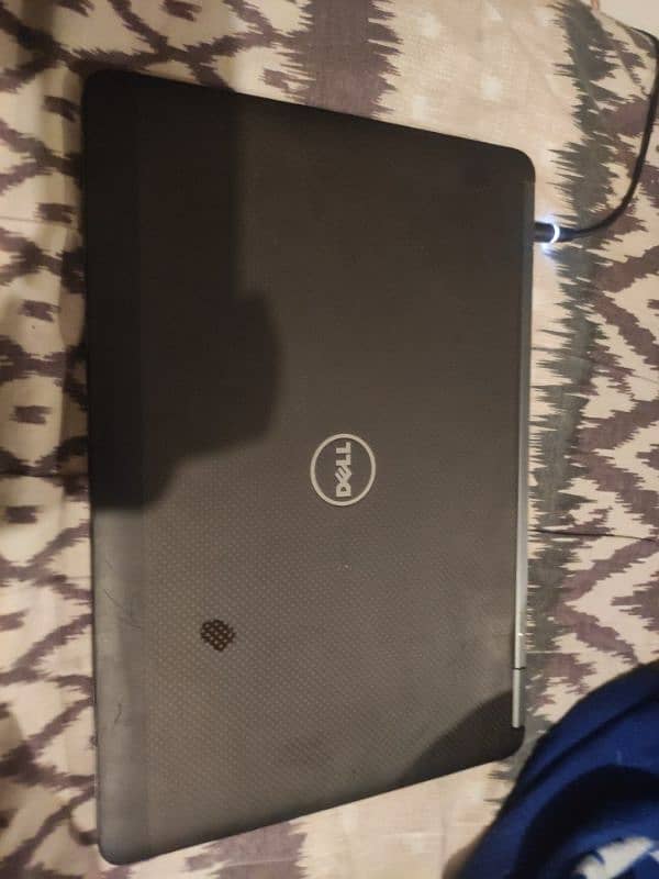 Dell Laptop i7 4th 3