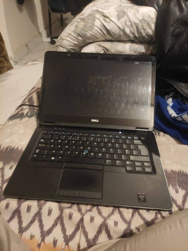 Dell Laptop i7 4th 4