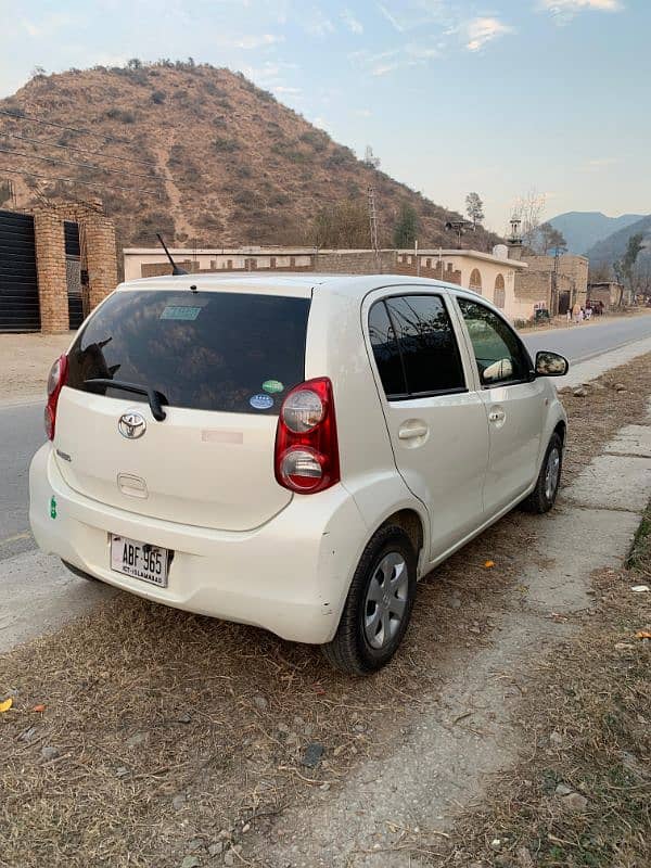 Toyota Passo 2012 3