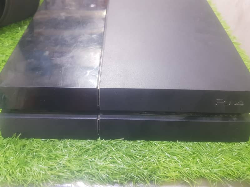 SONY PlayStation®4 Console - CUH-1106A B01 urgent sale 2