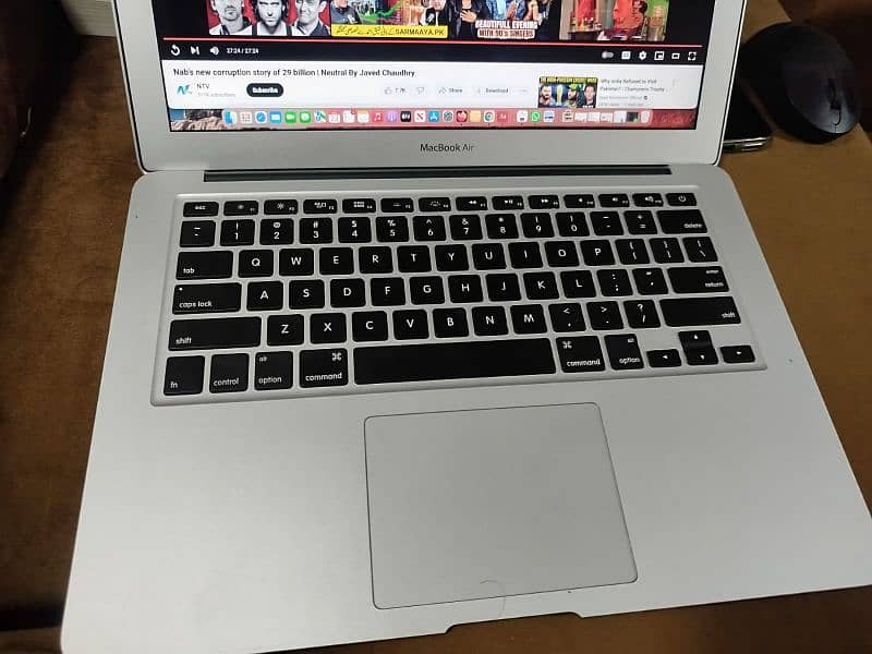 macbook air 2017 1