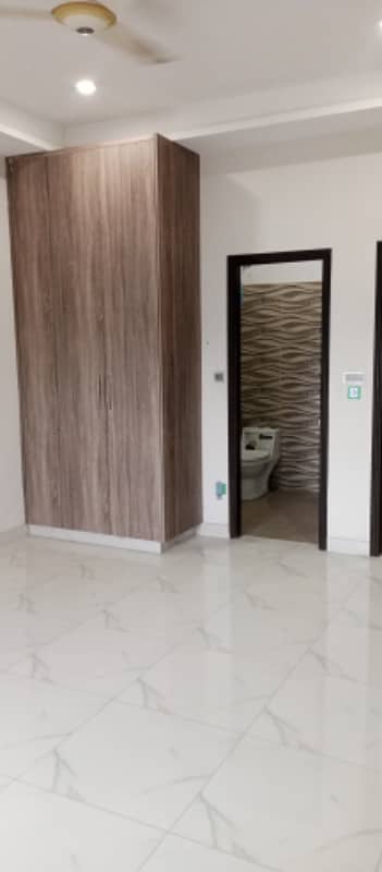 2 Bedroom Apertment for SALE in Bahria Town Phase 7 Rawalpindi/Islamabad 5