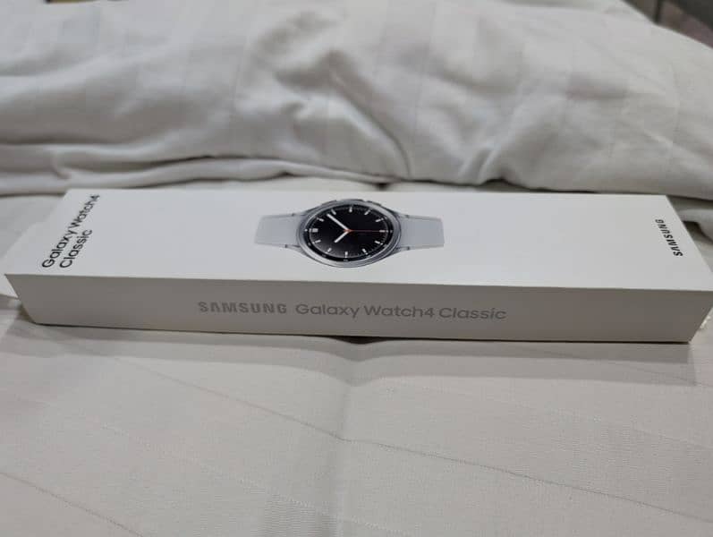 Samsung Galaxy Watch 4 Classic (made in Vietnam) 46mm 15