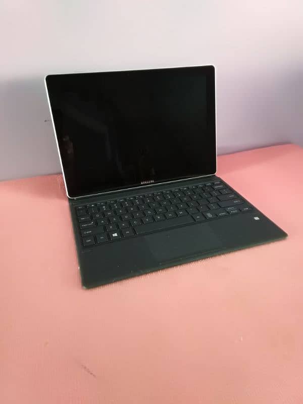 Samsung Galaxy Book 12 i5 7th Generation 7