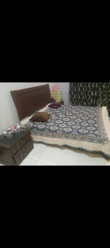 Bed Set complete with dressing & side tables in pure wood. 2