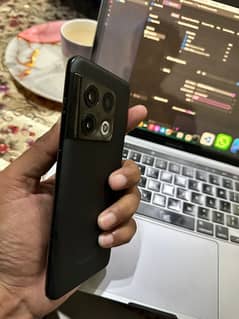 one plus 10 pro 8/128 with charger non pta unlocked