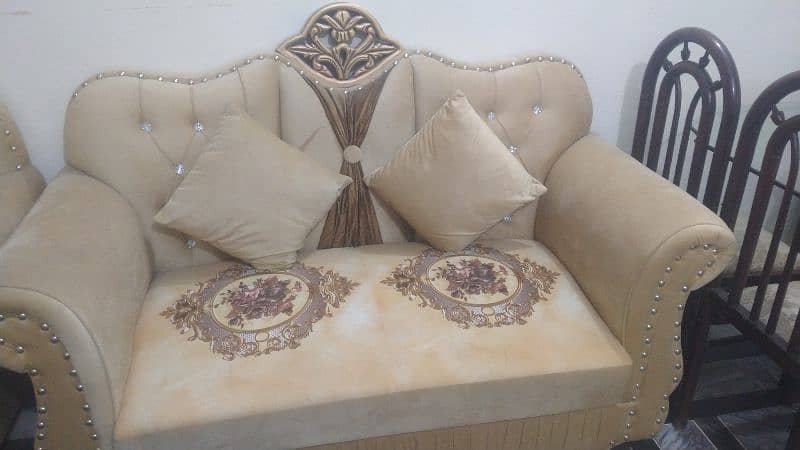 7seater Taj sofa with 3 table 6