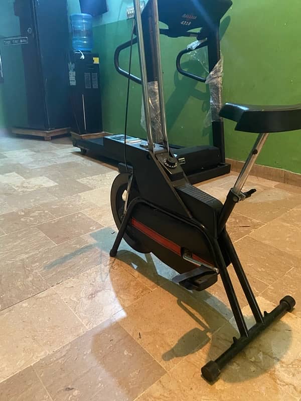 Exercise cycle machine 0