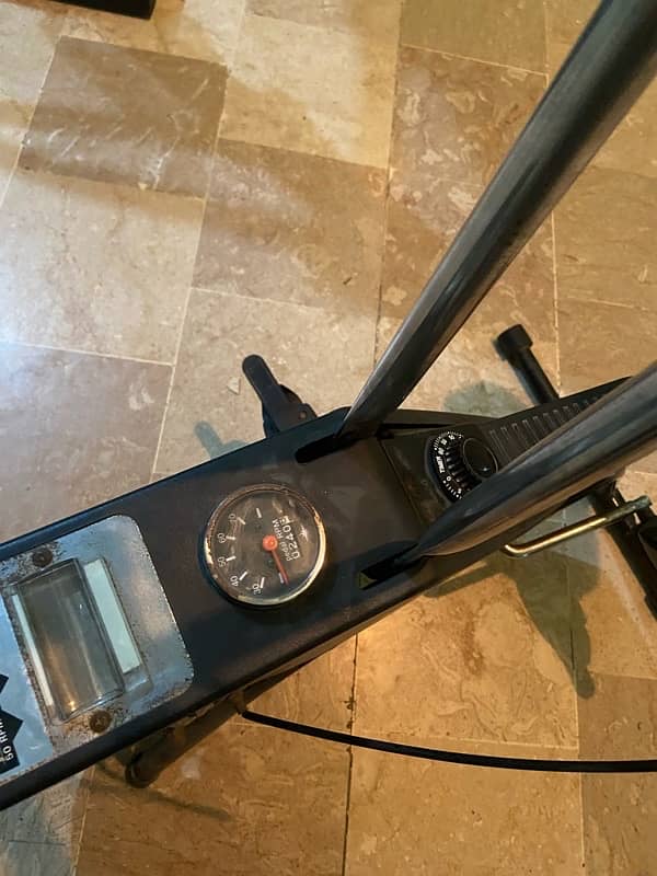 Exercise cycle machine 4