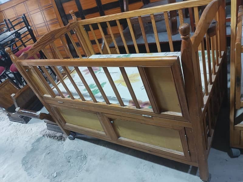 baby cot 3