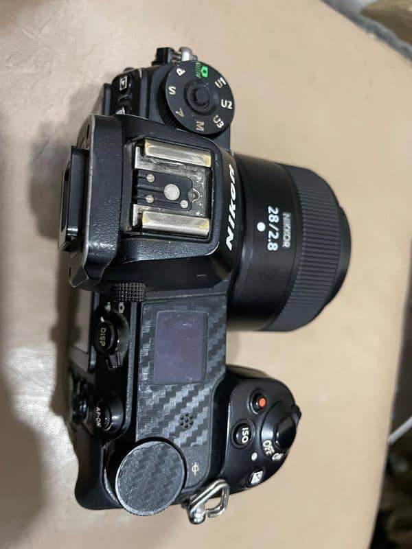 Nikon z6 + 28mm 2.8 +64 gb xqd card 0