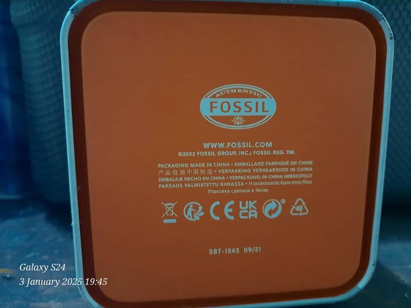 Fossil 4