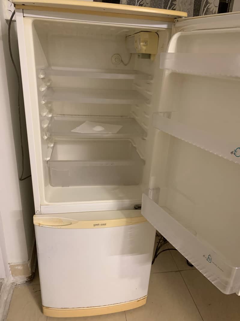 Samsung fridge with bottom freezer 1