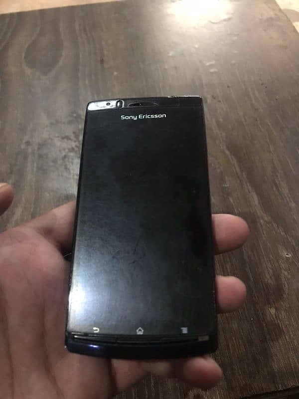 Sony Ericsson LT18i 7