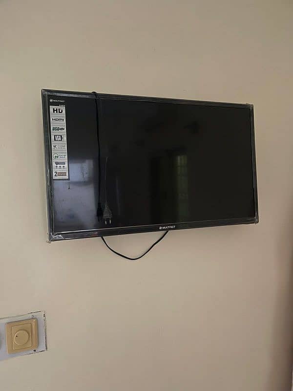 LED Multynet 32 inch 0