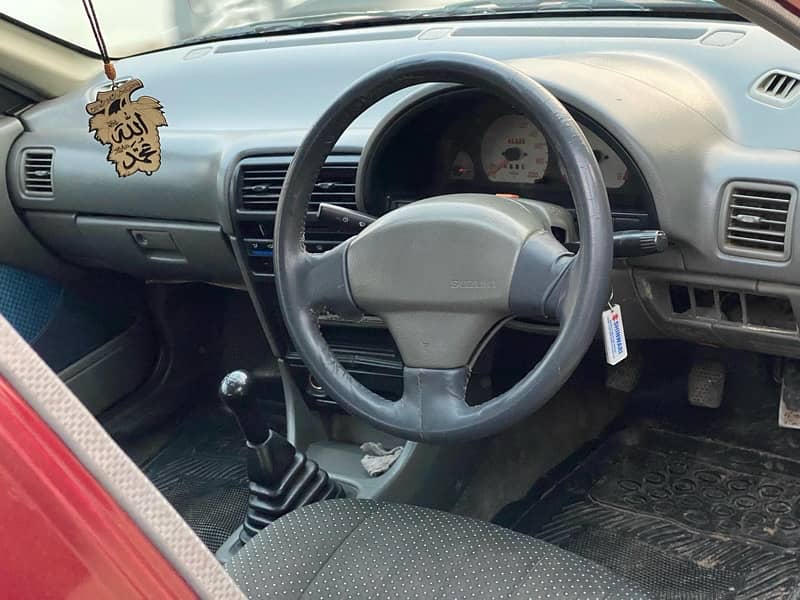 Suzuki Cultus VXR 2001 03315939355 11