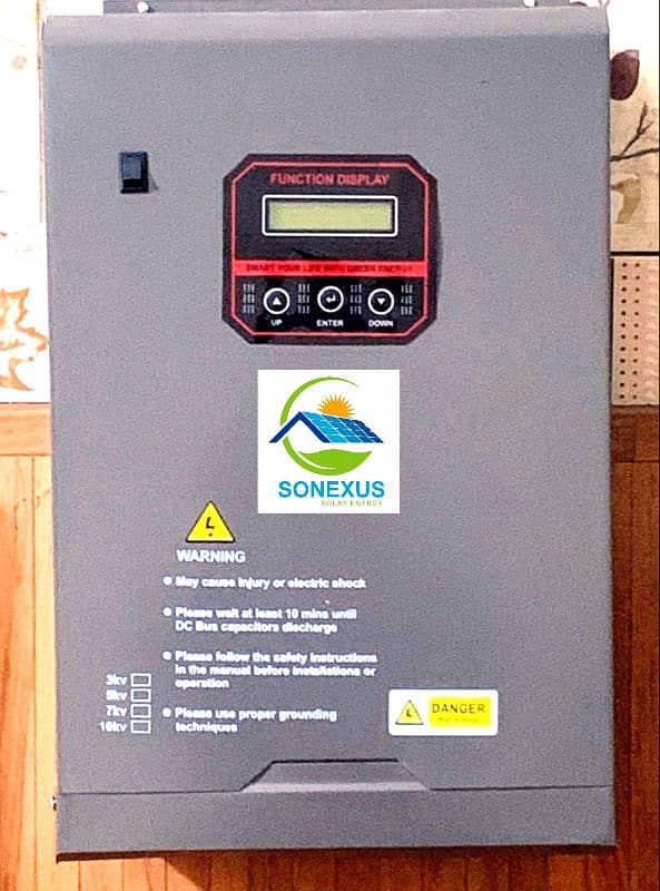 SONEXUS SOLAR INVERTER 1