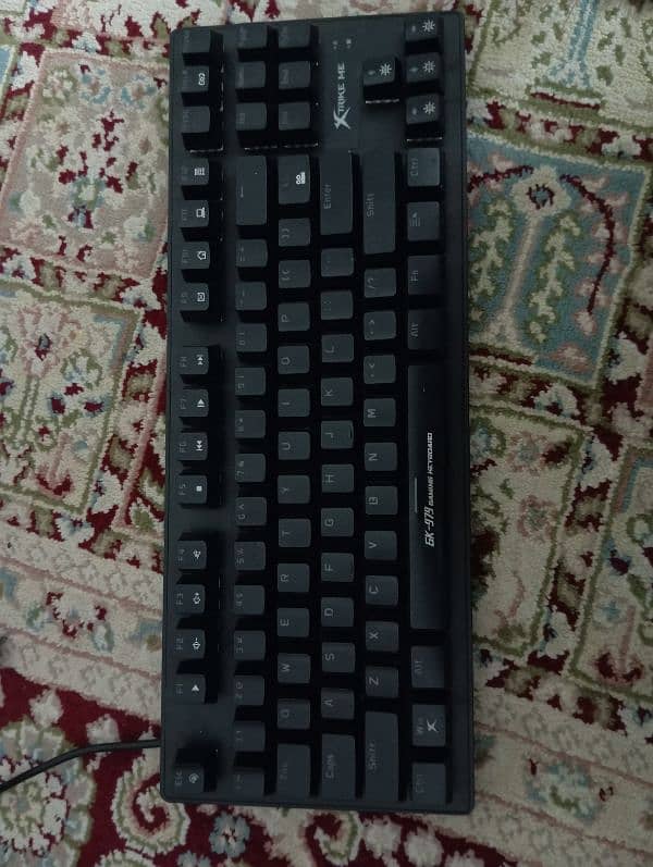 Xtrike me Keyboard GK979 Brand New Blue Switch 1