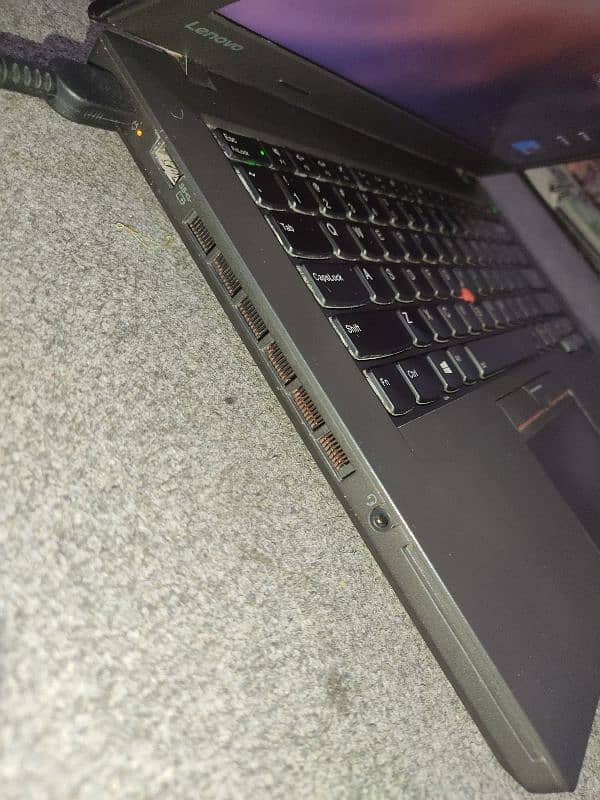 Lenovo Thinkpad T470p 3