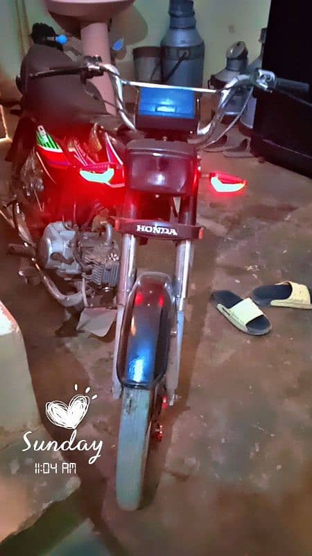 HONDA CD70 2017 8