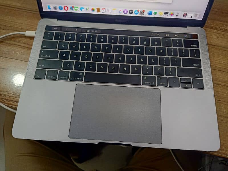 Apple MacBook pro 2017 For Sale 3