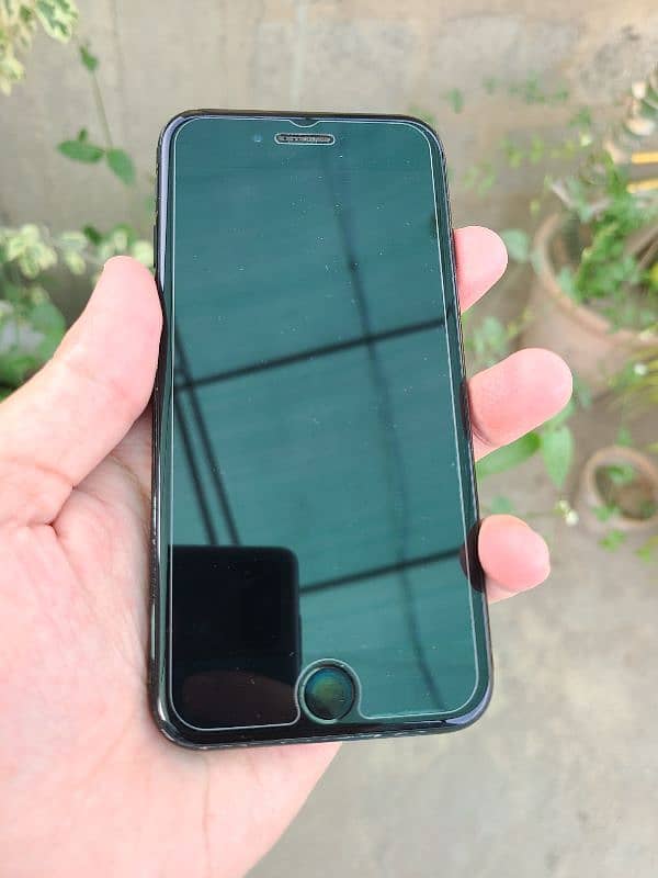 Iphone 7 128gb official PTA 1