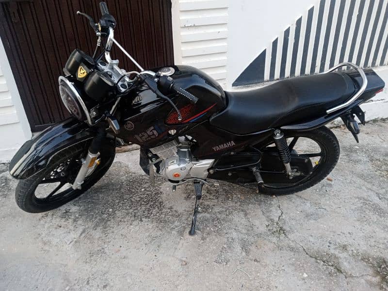 Ybr 125G 2023 model 4