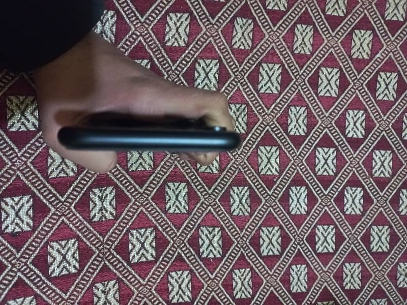 iphone xr  non active set 128gb all ok piyar muhabt hugye ga 9