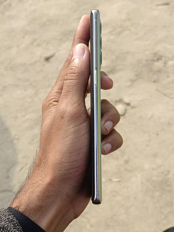 Oppo Reno 5 pro 4