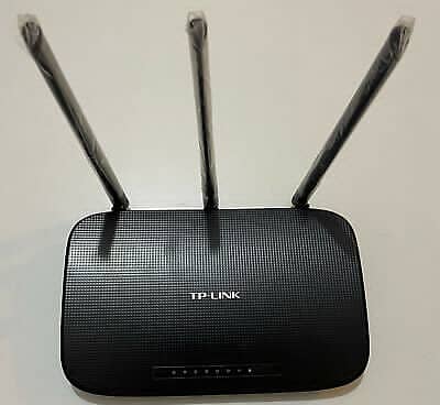 TP-Link TLWR940N 450Mbps wireless N router 1