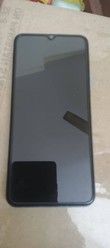 vivo y31 4GB raim 128 GB memory dabba charger samet all okay 10/10 1