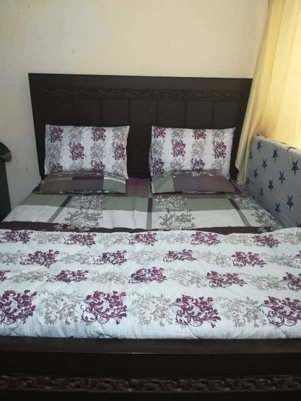 King Size Double Bed 0