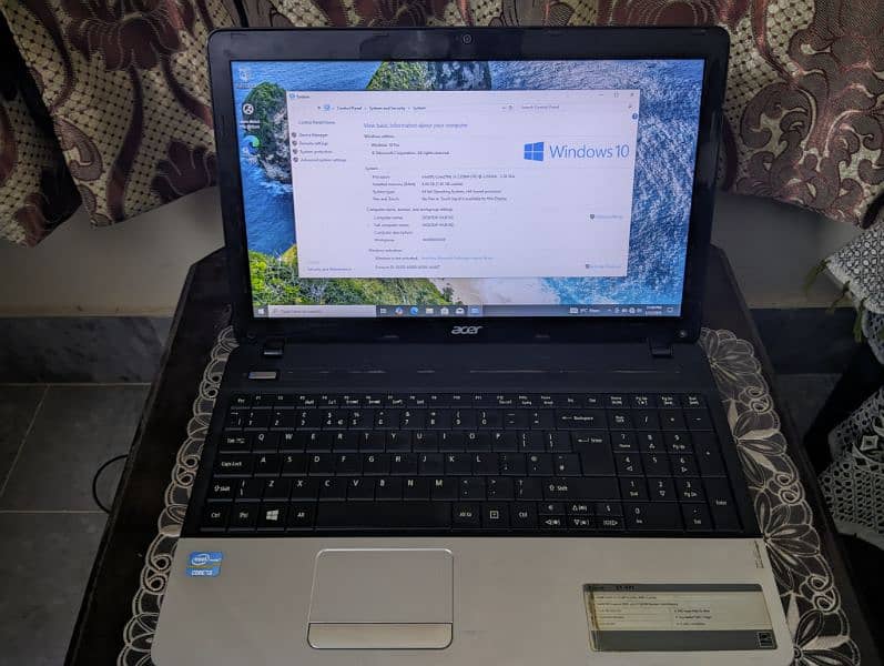 Acer Aspire E1 571 0