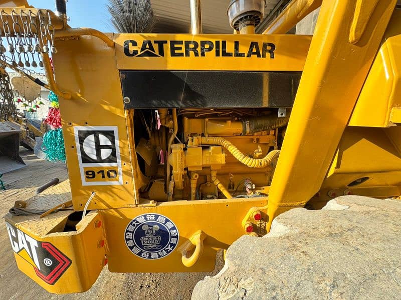 caterpillar 910 well loader 2