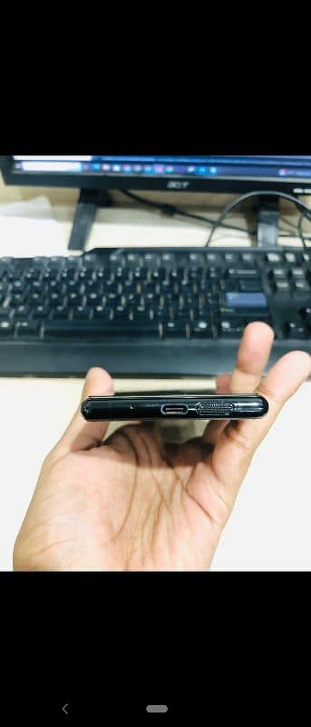 Sony Xperia 5 (NON PTA)  10/9 condition Urgent Cash needed No exchange 3