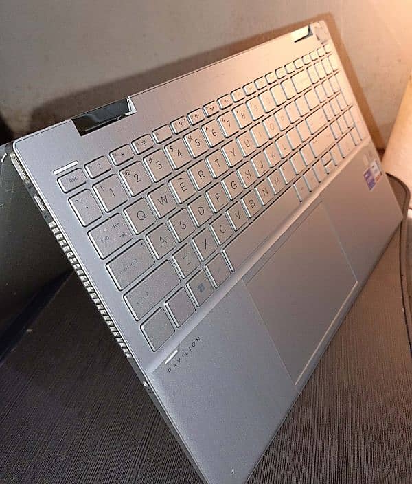 Hp Pavilion 360 convertible 7