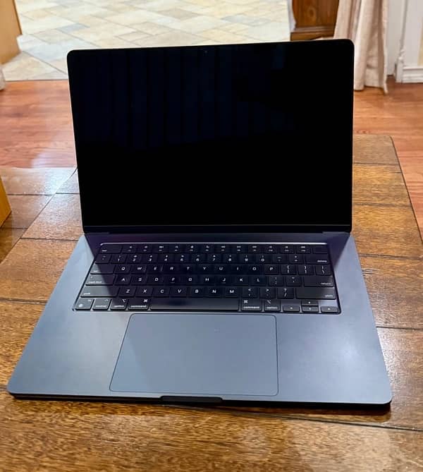 MacBook Air M2 (2023) 2