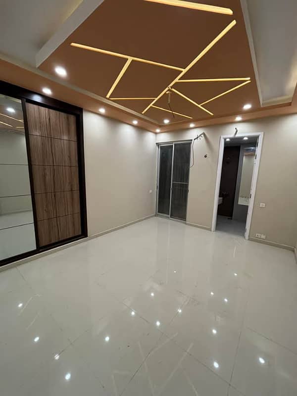 Flat for Rent - Lucky One Apartments Main Rashid Minhas Road 0