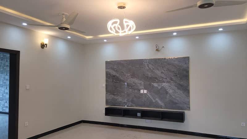 10 marla house for sale sector C1 bahria enclave islammabad 0