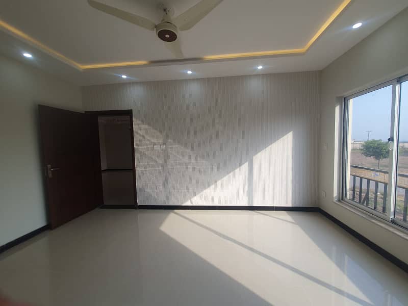 10 marla house for sale sector C1 bahria enclave islammabad 11