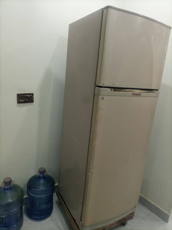 dawlance fridge for sale 0