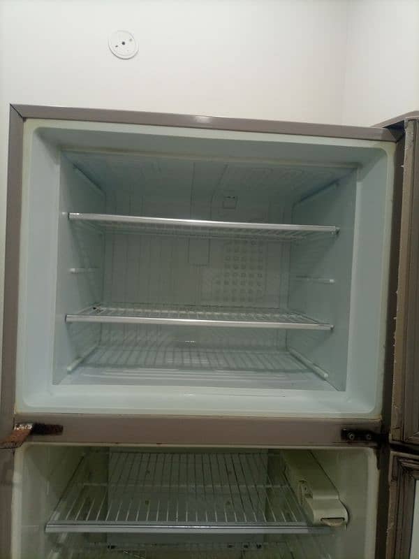 dawlance fridge for sale 4