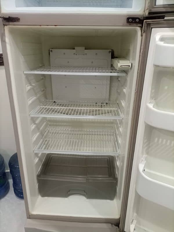 dawlance fridge for sale 7