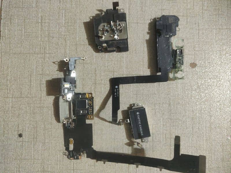 i phone 11 pro max parts 4